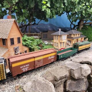 Rose City Garden Railway Society Display - Courtesy of Brook Kirklin